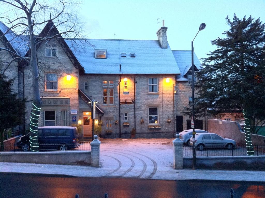 Bishops Guest Accommodation York Exterior foto
